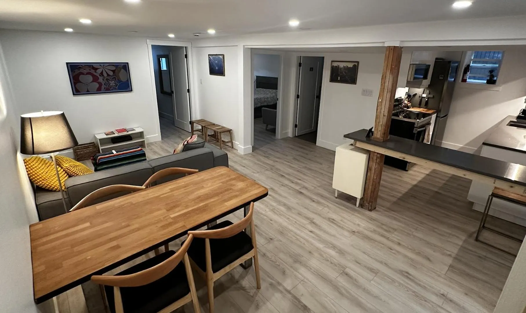 The Orange Door Bungalow Vancouver Holiday home
